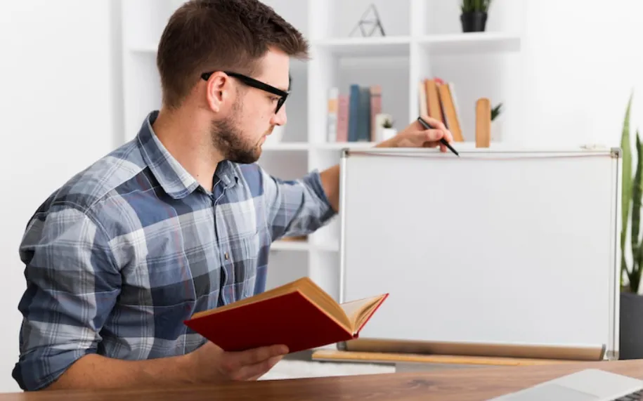 How To Write an Assignment? A Roadmap for Academic Writers